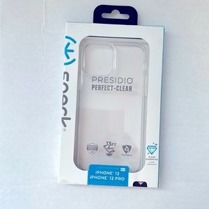 iPhone 12/12 Pro Case - Clear